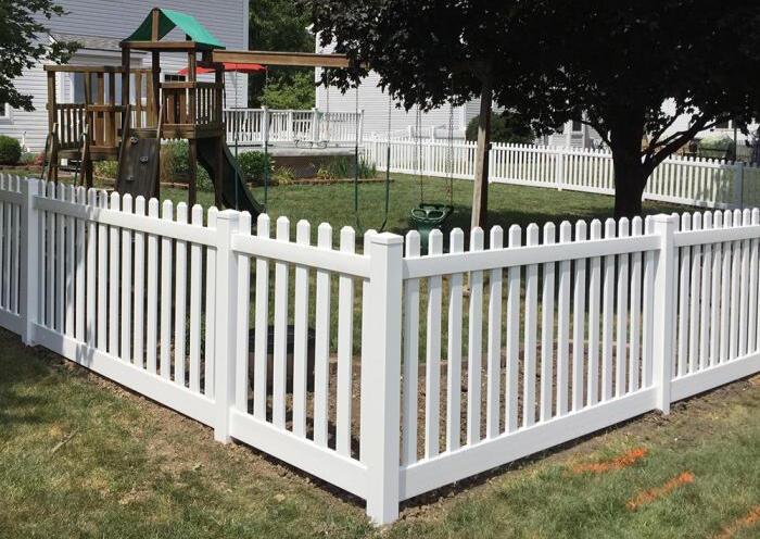 Vinyl Fence Company Crystal Lake Illinois